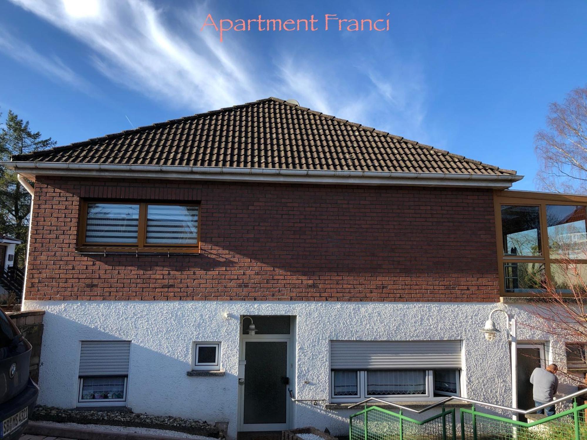 Apartment Franci Wiebelskirchen エクステリア 写真